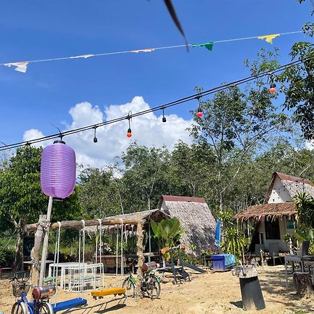 Hotel Phuketairportcamping Ban Bo Sai Klang Exterior foto